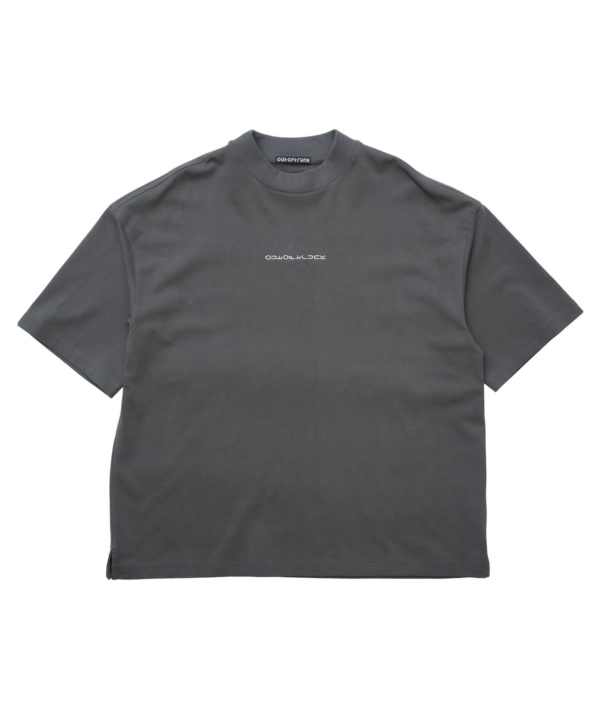 아웃 오브 트렁크(OUT OF TRUNK) OOT Basic Tee (Charcoal)