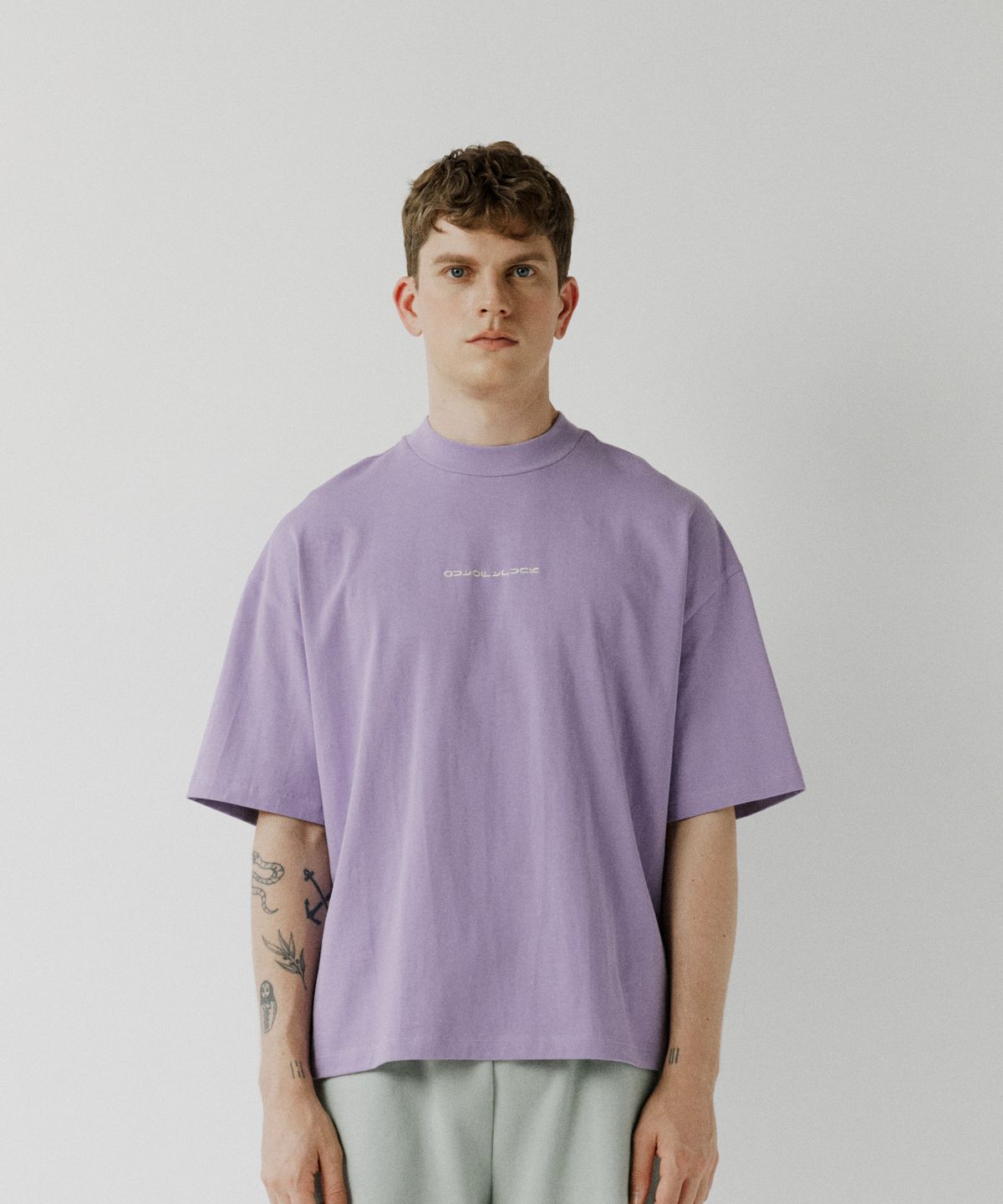 아웃 오브 트렁크(OUT OF TRUNK) OOT Basic Tee (Purple)