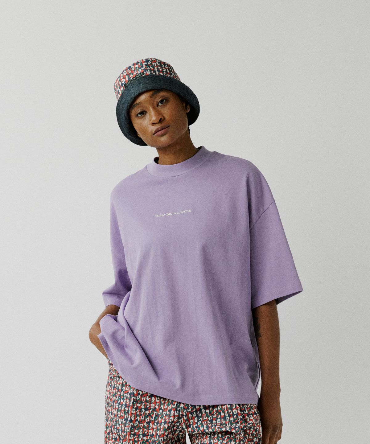 아웃 오브 트렁크(OUT OF TRUNK) OOT Basic Tee (Purple)