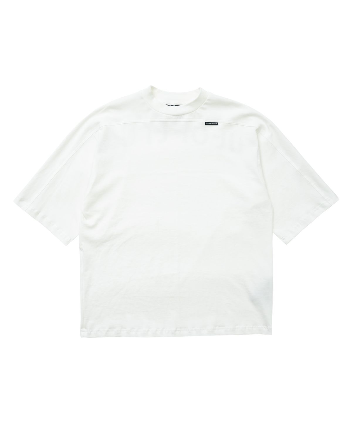 아웃 오브 트렁크(OUT OF TRUNK) Matrix Logo Tee (White)