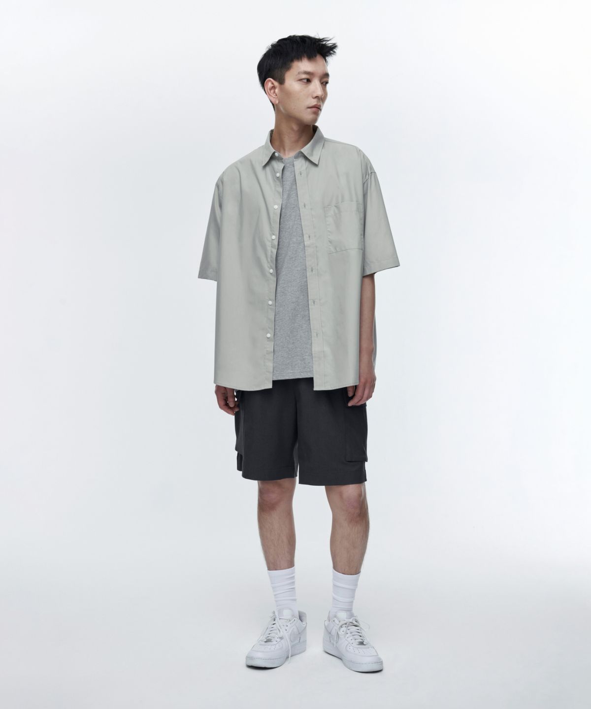 무신사 스탠다드(MUSINSA STANDARD) 와이드 밴딩 카고 하프 슬랙스 [그레이]