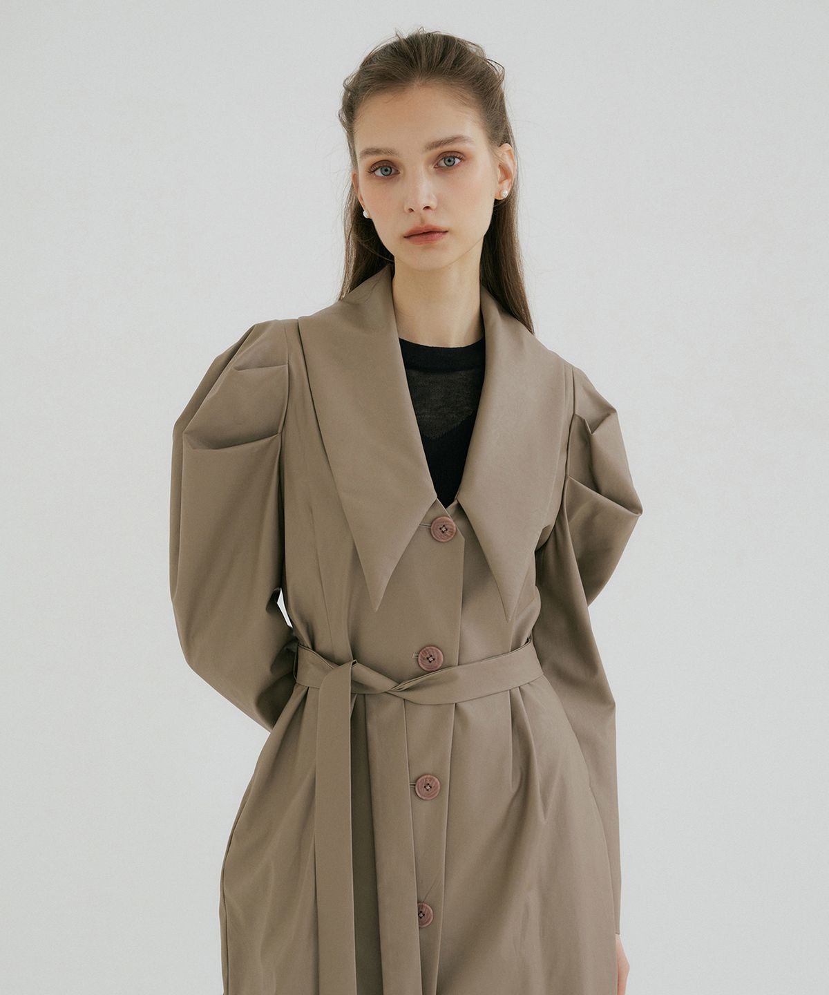 멀리온(MULLION) LEATHER BIG COLLAR PUFF JACKET - milk cocoa