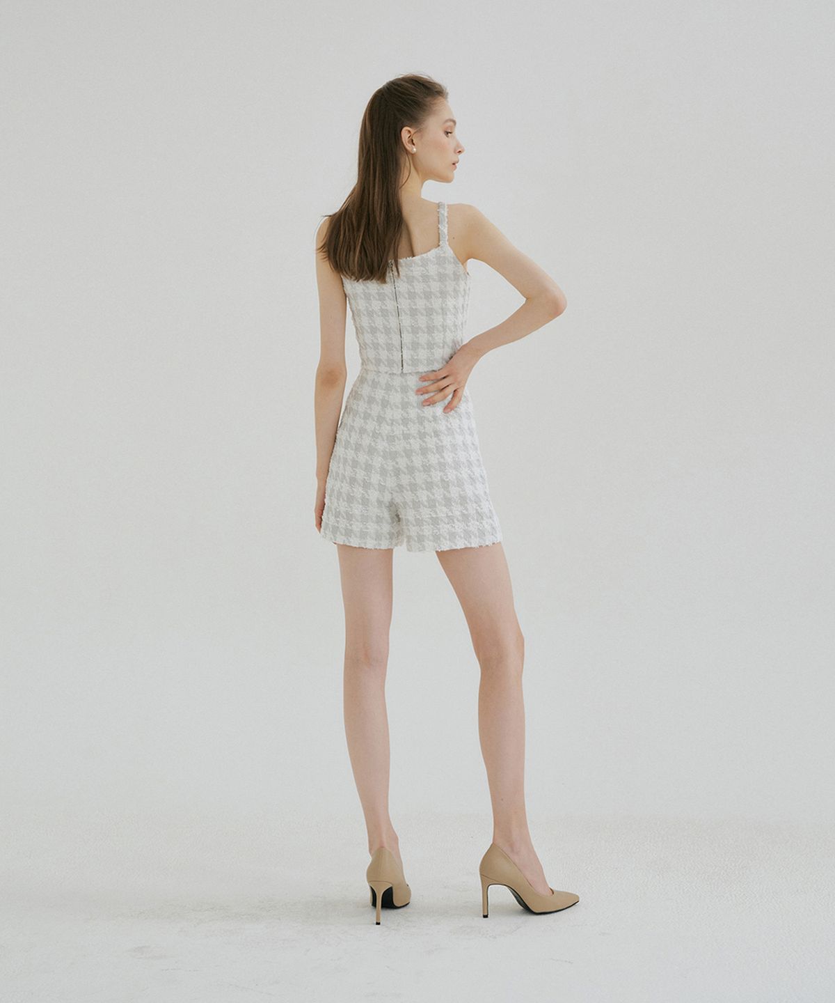 멀리온(MULLION) TWEED SHORT PANTS