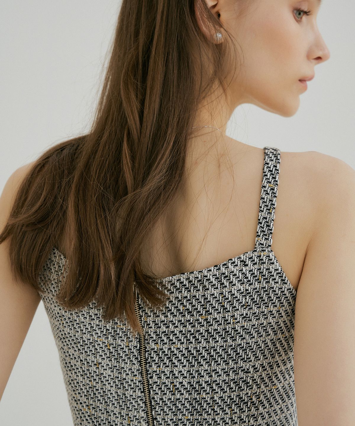 멀리온(MULLION) TWEED CROP TOP