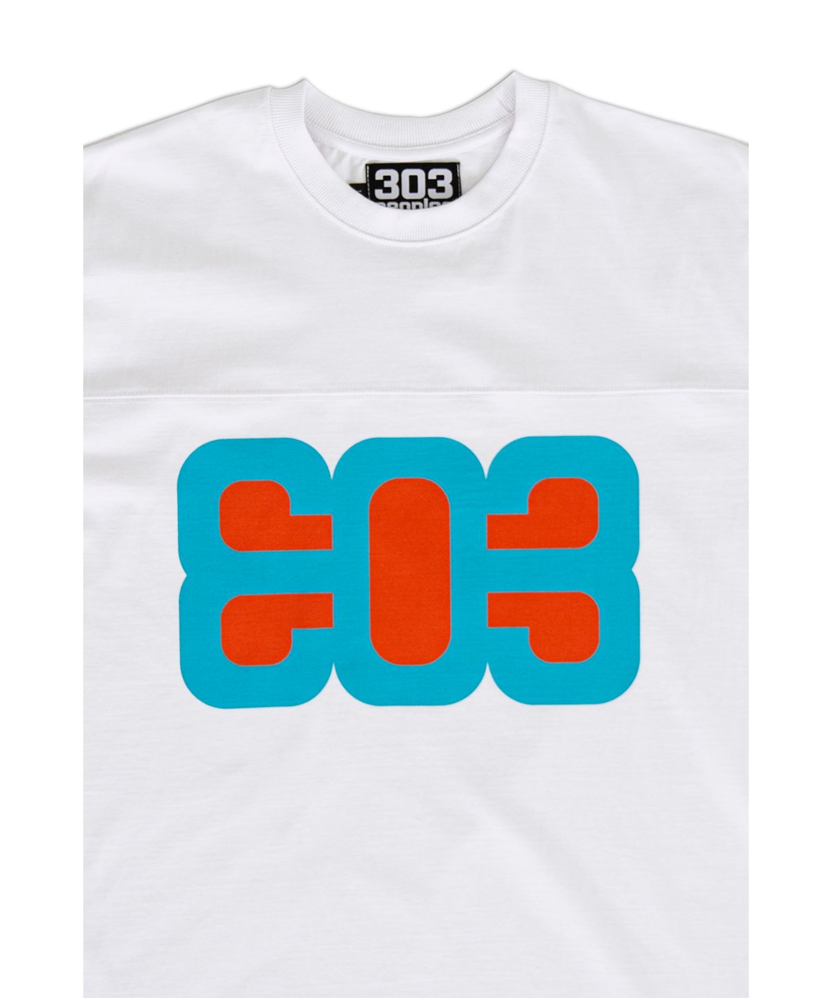 303피플즈(303PEOPLES) STS22008 빅로고 커팅 티셔츠 화이트