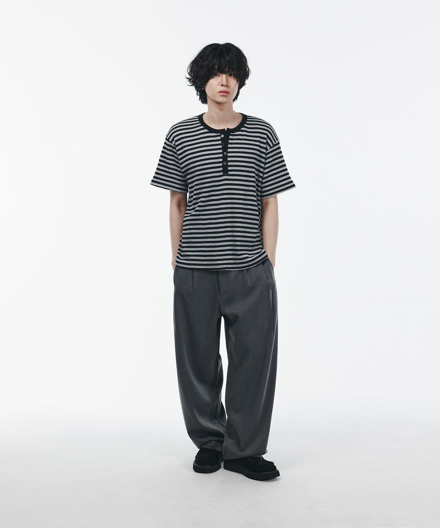 【MODERNIF】Latz Two-Tuck Banding Wide Slacks MUSINSA | SIGNATURE Summer double chin wide slacks [gray]
