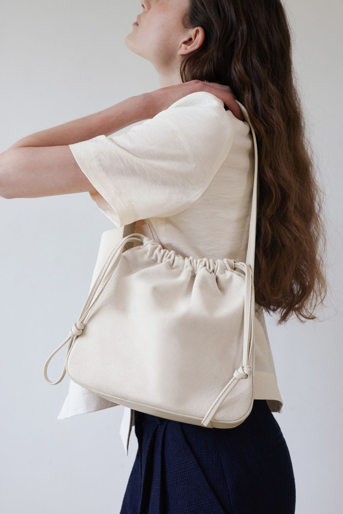 앤니즈(ANDNEEDS) AN Shoulder Bag (ivory)