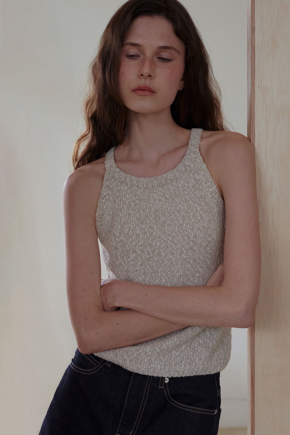 앤니즈(ANDNEEDS) Halter linen sleeveless (natural)