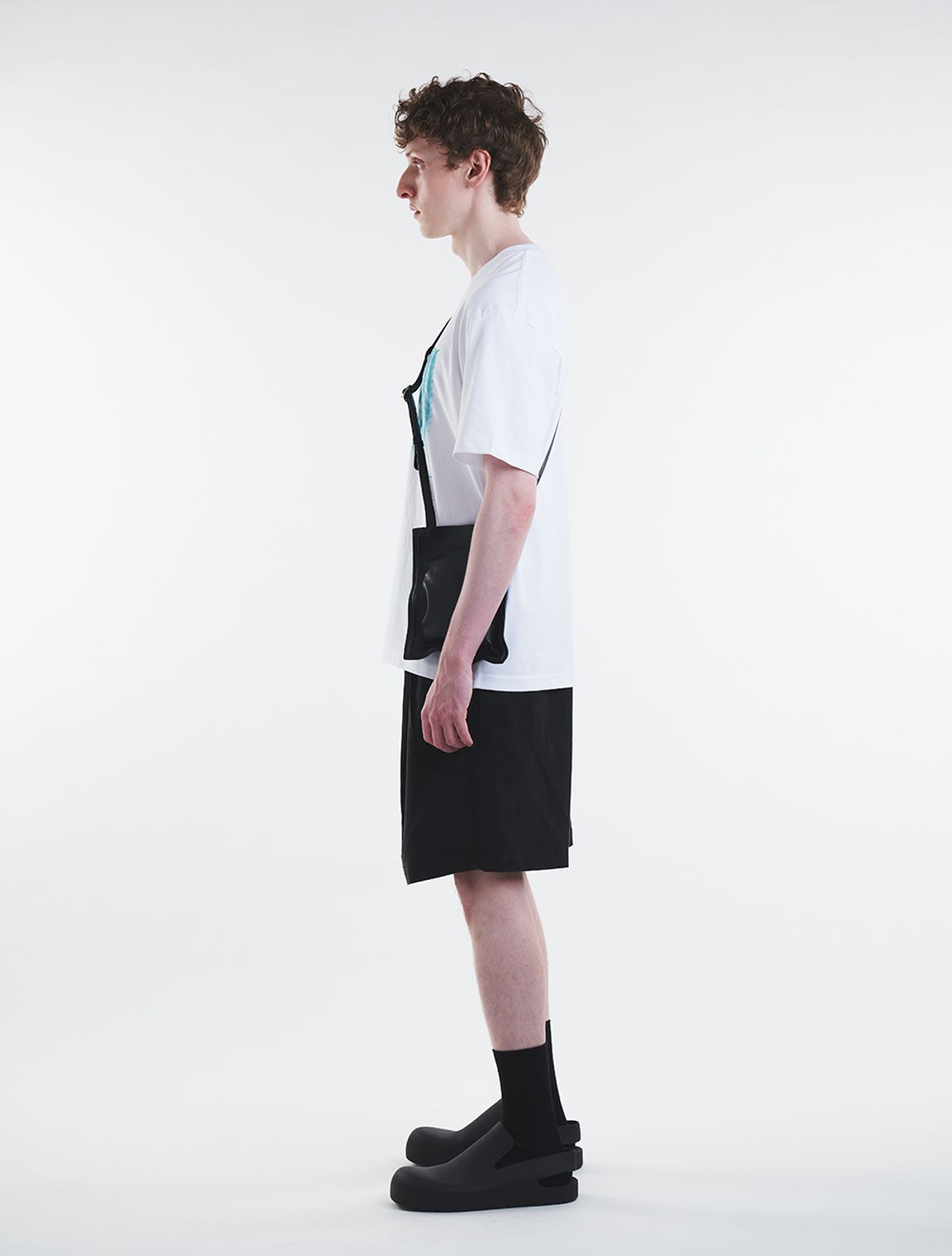 데호(DEHO) TWO TUCK STRING SHORTS [Black]
