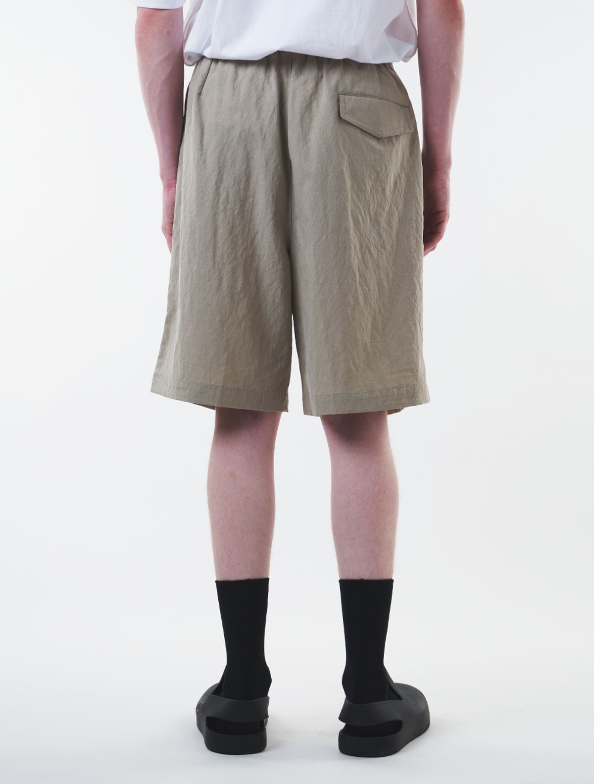 데호(DEHO) TWO TUCK STRING SHORTS [Khaki]