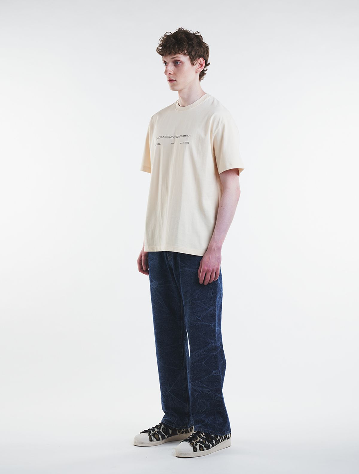 데호(DEHO) TEXT LOGO HALF SLEEVE [Beige]