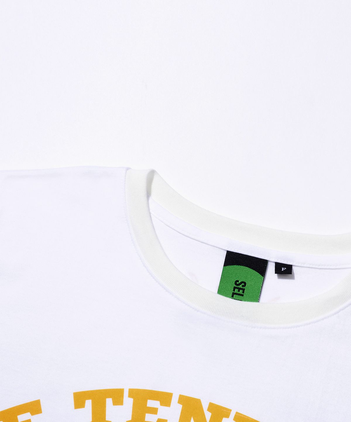 셀피쉬(SELFISH) S222TS13 플라워 토토 반팔 티셔츠 (WHITE)