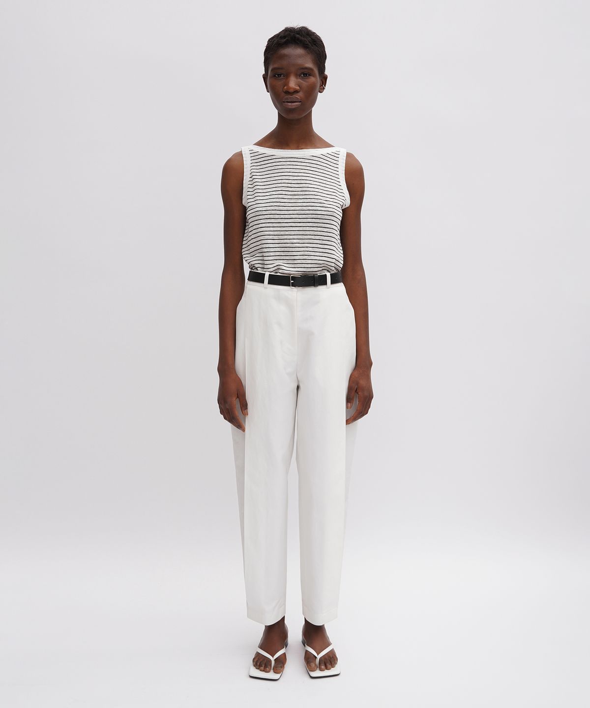 르바(LEVAR) Linen Stripe Sleeveless Top - Ecru