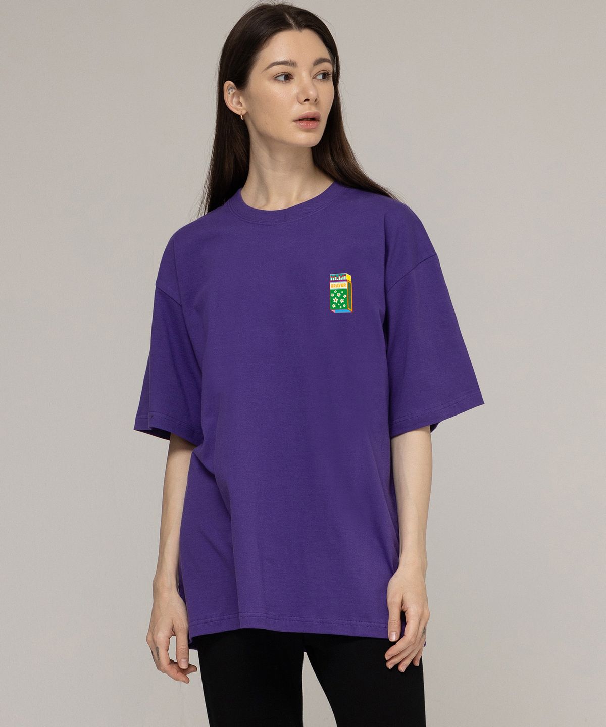 그레이버(GRAVER) [UNISEX]스몰 매치 플라워 스마일 반팔티_퍼플