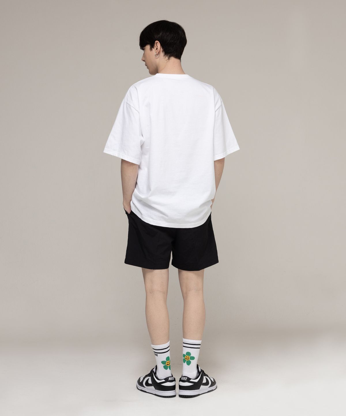 그레이버(GRAVER) [UNISEX]그린 플라워 스마일 로고 삭스 1팩_화이트
