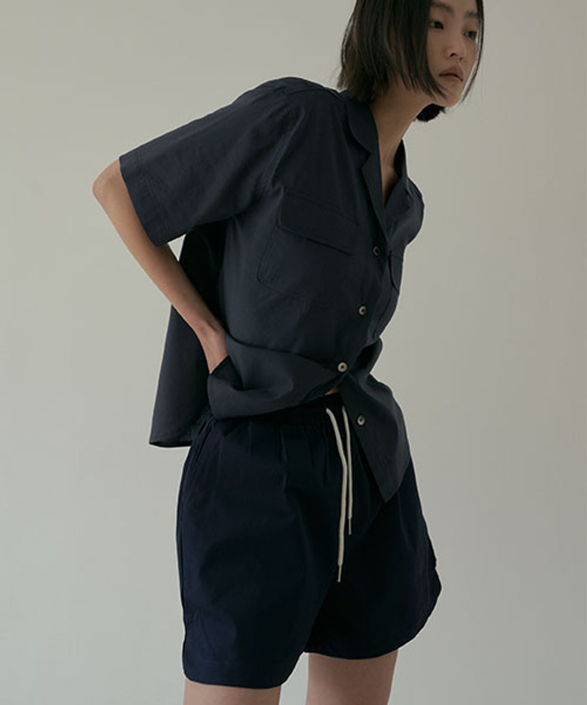 링서울(LINGSEOUL) half cotton banding pants-navy
