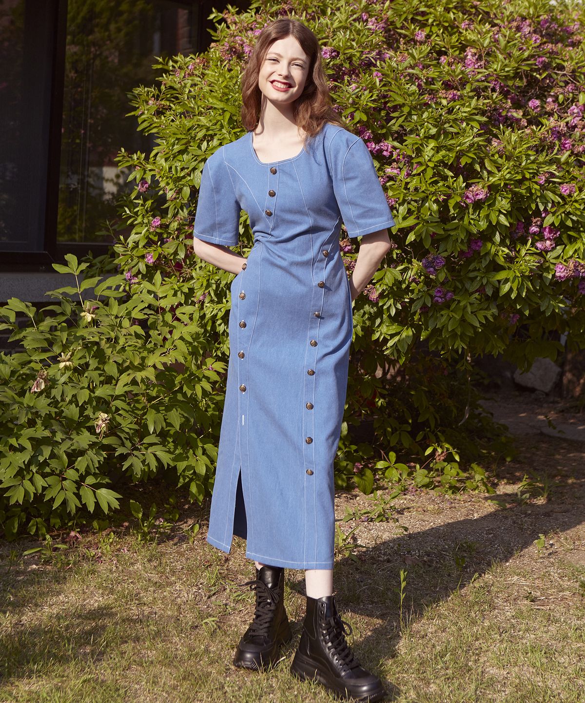 바이탈싸인(VITALSIGN) Button Stitch Line Dress