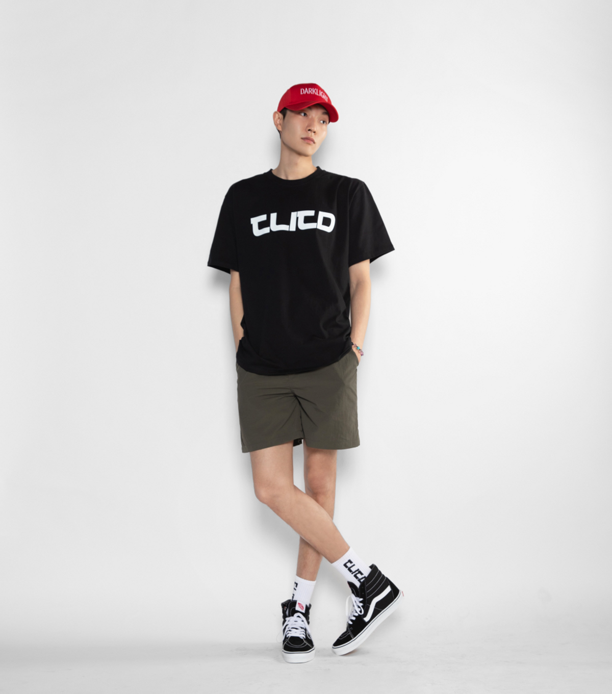 다크라이트(DARKLIGHT) TLITD ESSENTIAL LOGO TEE