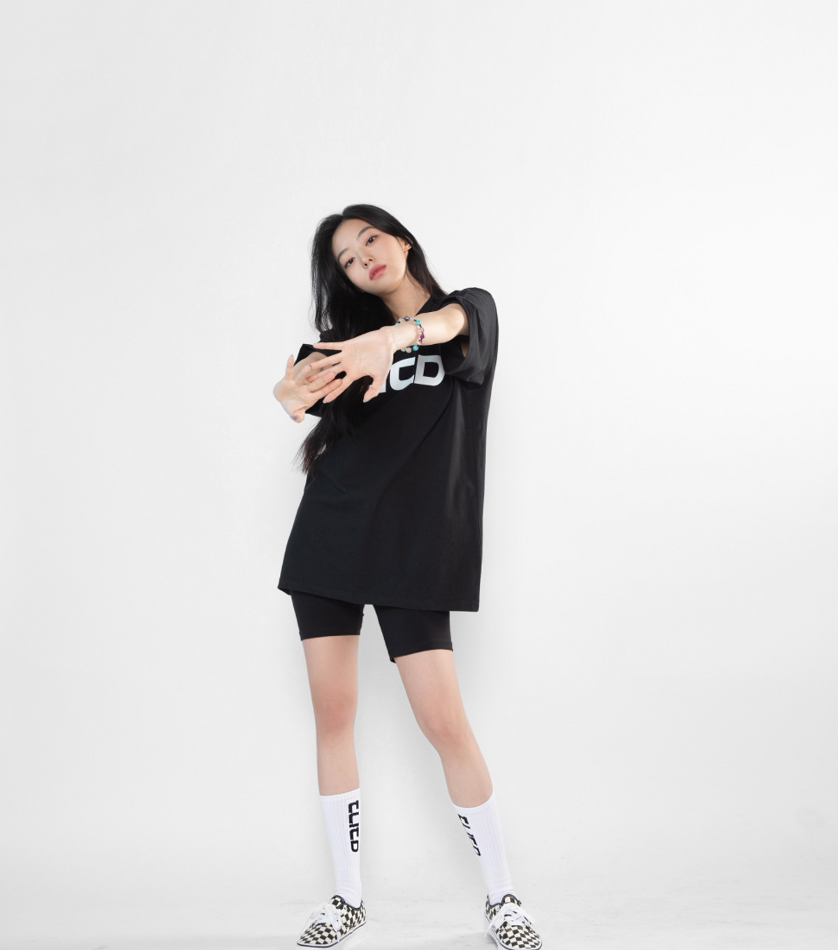 다크라이트(DARKLIGHT) TLITD BASIC LOGO SOCKS