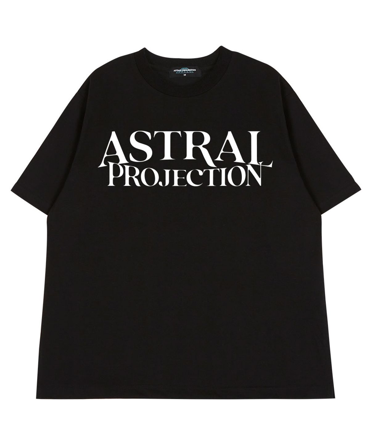 아스트랄 프로젝션(ASTRAL PROJECTION) 베이직 레터링 로고 라운드 넥  40수 이중직 면 반팔 티셔츠_블랙