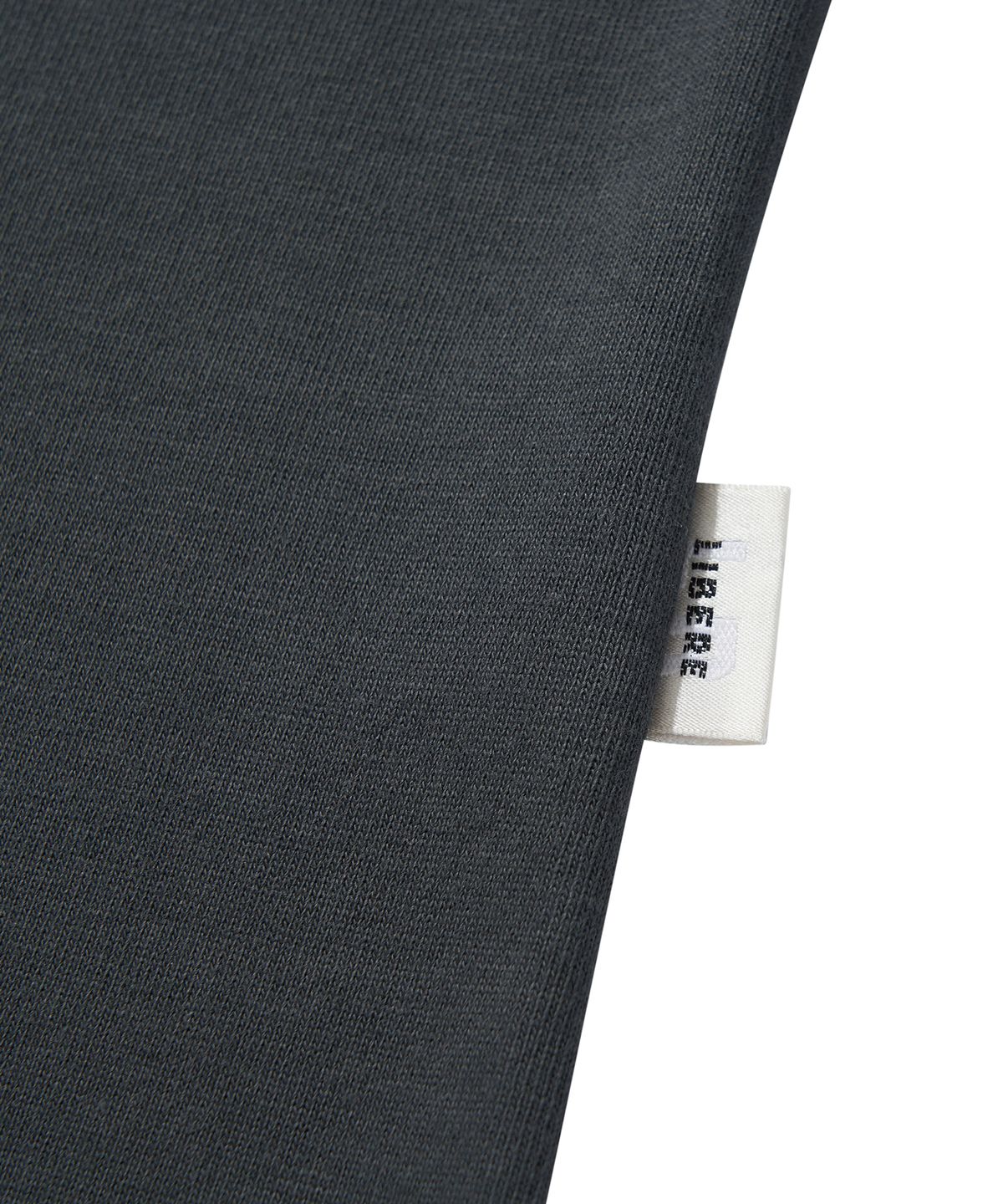 리베레(LIBERE) IMPROMPTU LOGO TEE / CHARCOAL