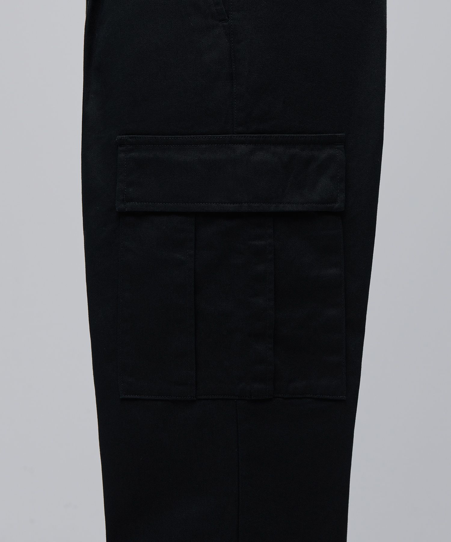 MUSINSA | MUSINSA STANDARD One Tuck Wide Cargo Pants [Black]