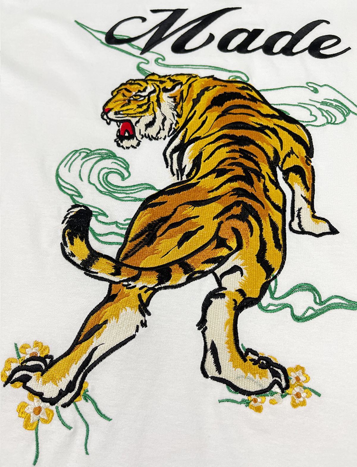 에이메이드(A MADE) 메이드 타이거 자수 오버핏 티셔츠(화이트)