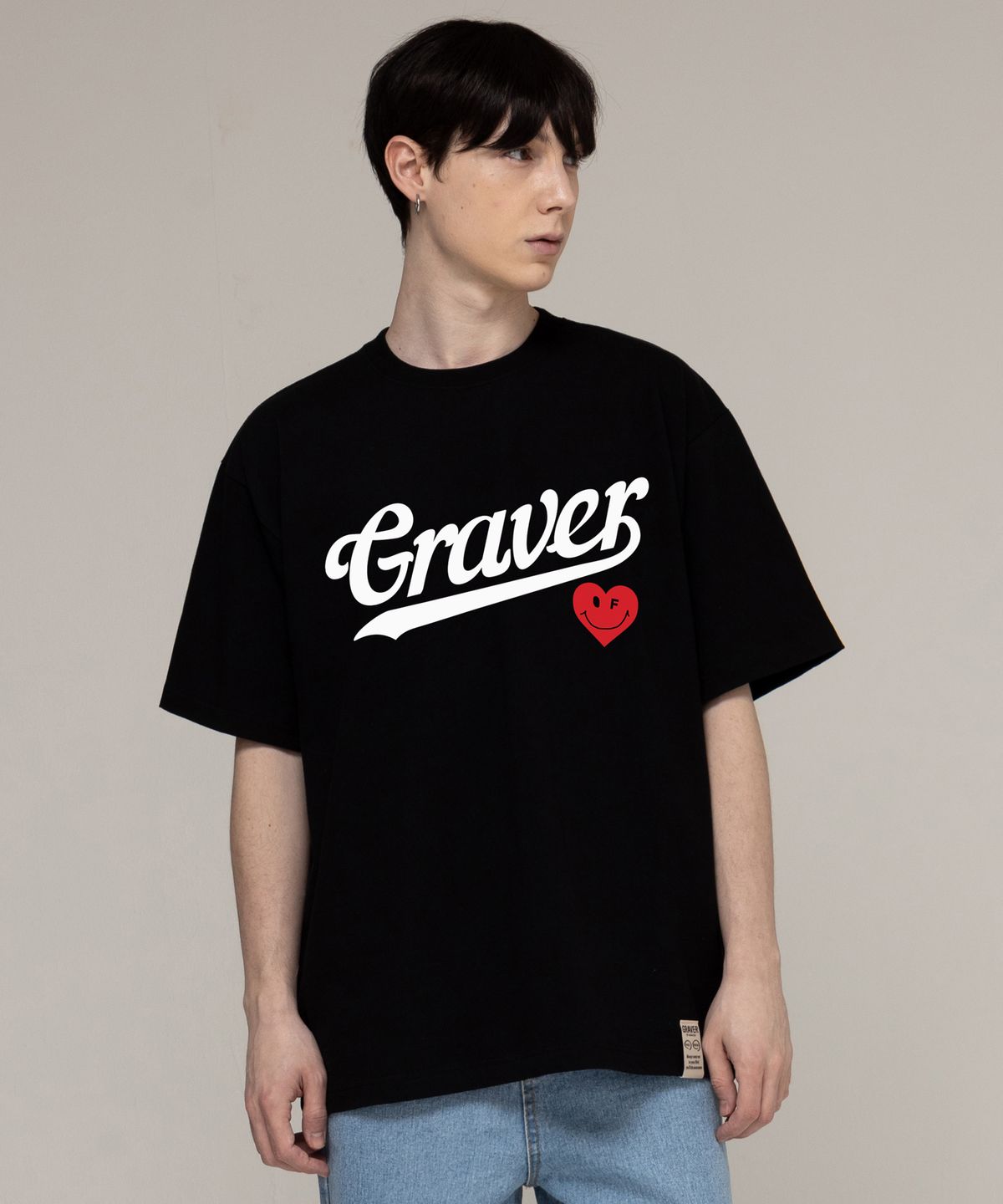 그레이버(GRAVER) [UNISEX]베이스볼 로고 하트스마일 반팔티_블랙