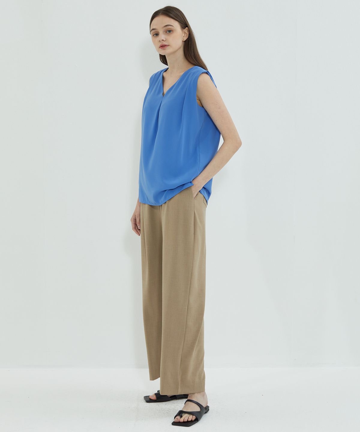 마나비스세븐(MANAVIS7) Pintuck Double Layer Blouse Blue