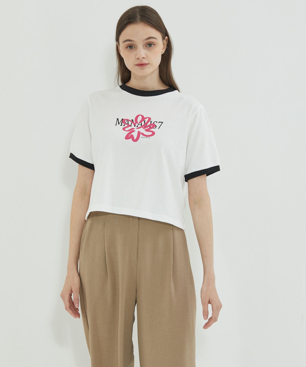 마나비스세븐(MANAVIS7) Clover Coloring Line T-shirt White