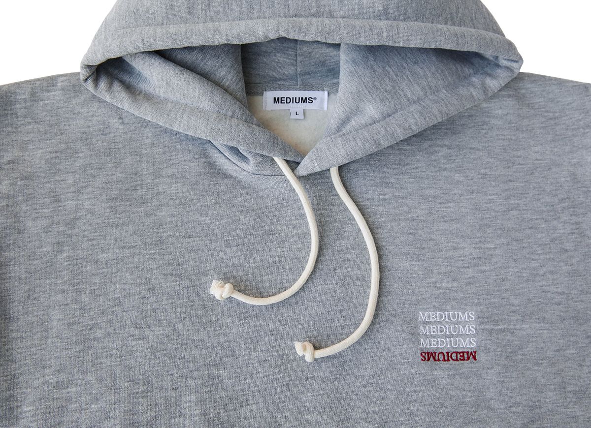 미디엄스(MEDIUMS) Upside Down Logo Hoodie - Gray (업사이드 다운 로고 후드티)