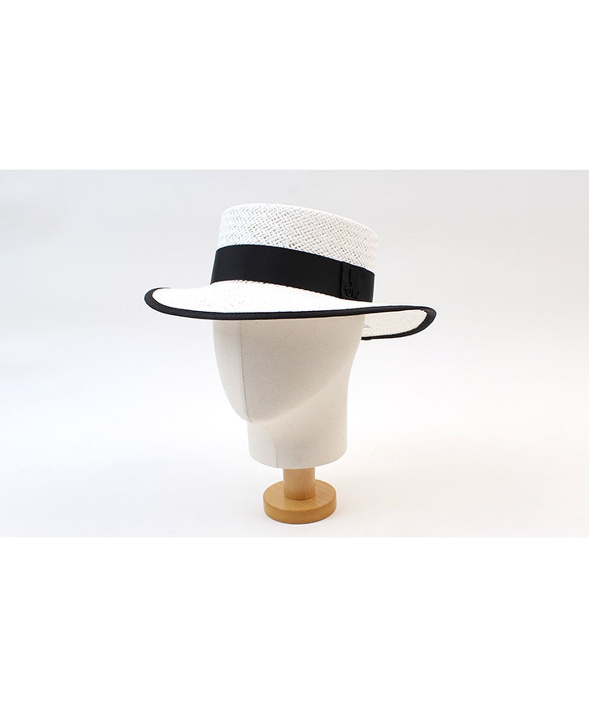 유니버셜 케미스트리(UNIVERSAL CHEMISTRY) Taping White Long Panama Hat 파나마햇