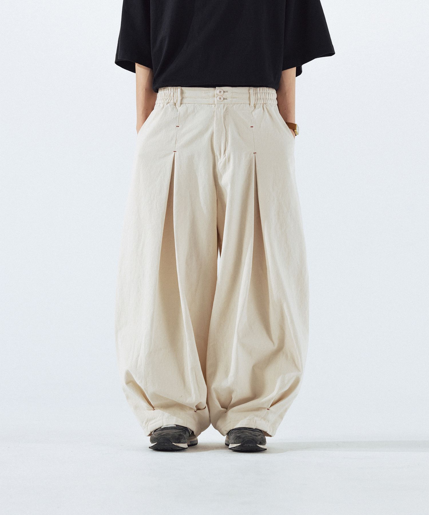 【ANGLAN】25SS★ [AG] Long Tuck Wing Balloon Pants MUSINSA | ANGLAN Long Tuck Wing Balloon Pants - Black