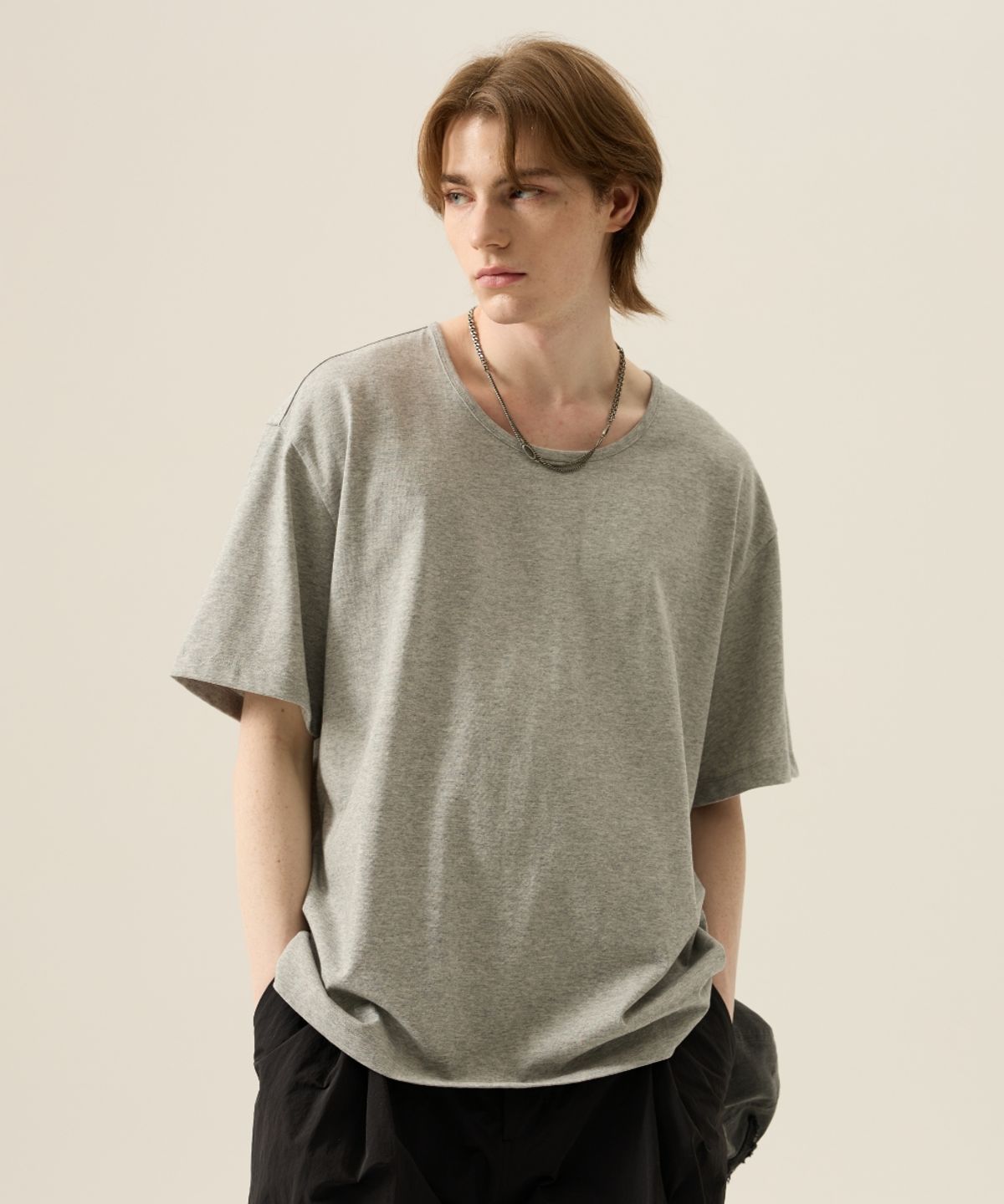 메종미네드(MAISON MINED) [3COLOR] BASIC U NECK