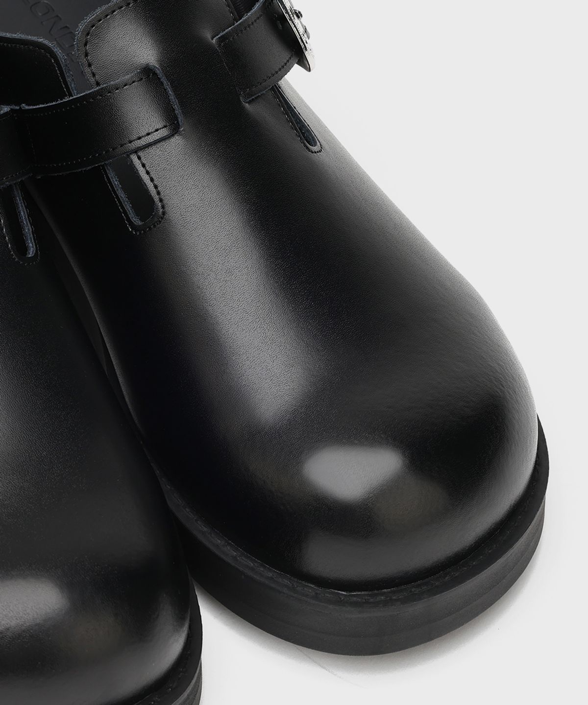 피렌체 아뜨리에(FIRENZE ATELIER) [SECOND.A] 엔틱버클 6CM 벌룬 블로퍼 2NDS090B [BLACK]