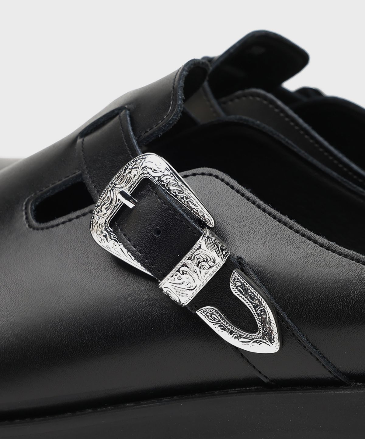 피렌체 아뜨리에(FIRENZE ATELIER) [SECOND.A] 엔틱버클 6CM 벌룬 블로퍼 2NDS090B [BLACK]