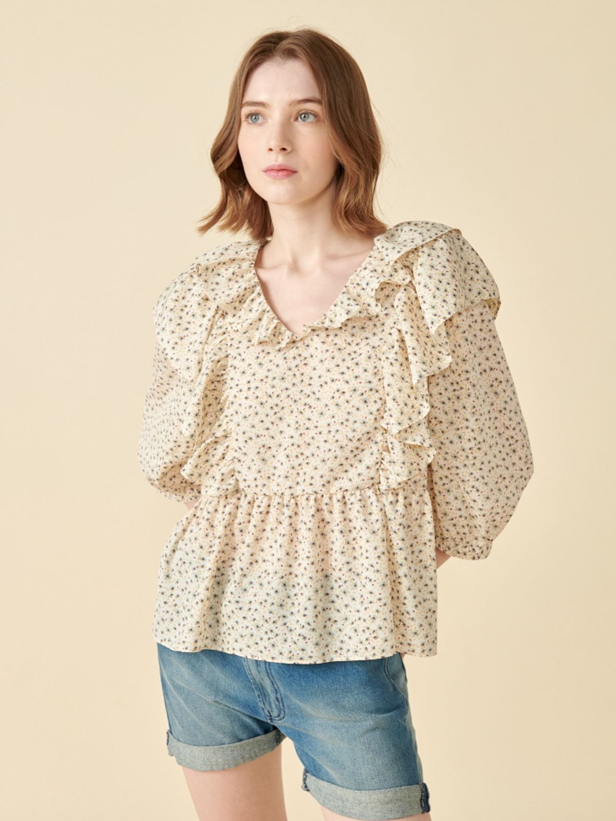 코엣(COETT) 데이지 셔링 탑 Coett Daisy Shirring Top 크림
