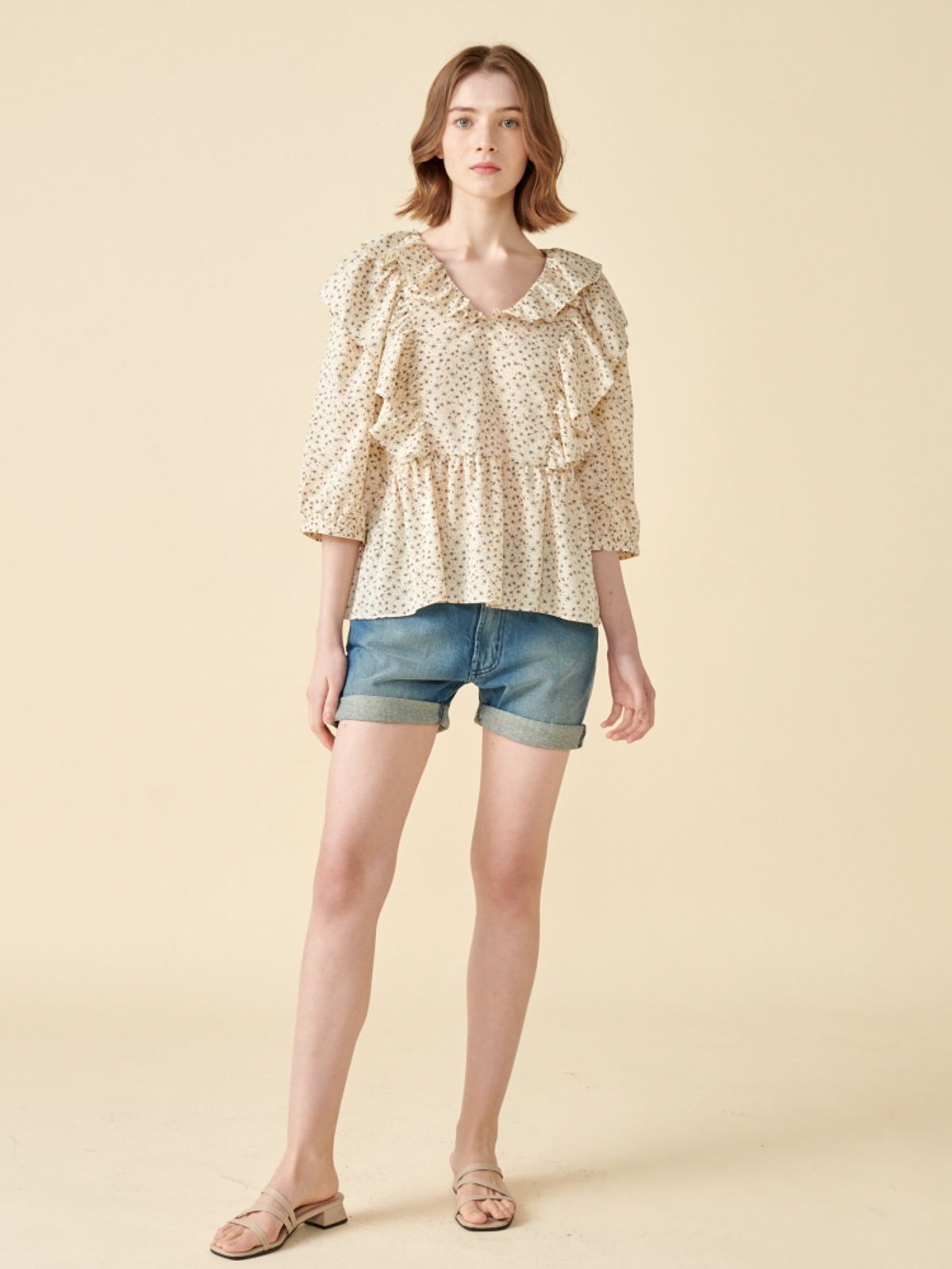 코엣(COETT) 데이지 셔링 탑 Coett Daisy Shirring Top 크림