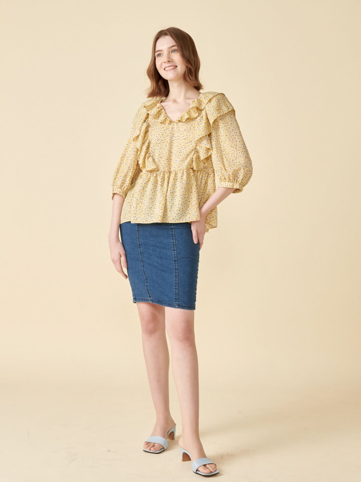 코엣(COETT) 데이지 셔링 탑 Coett Daisy Shirring Top 옐로우