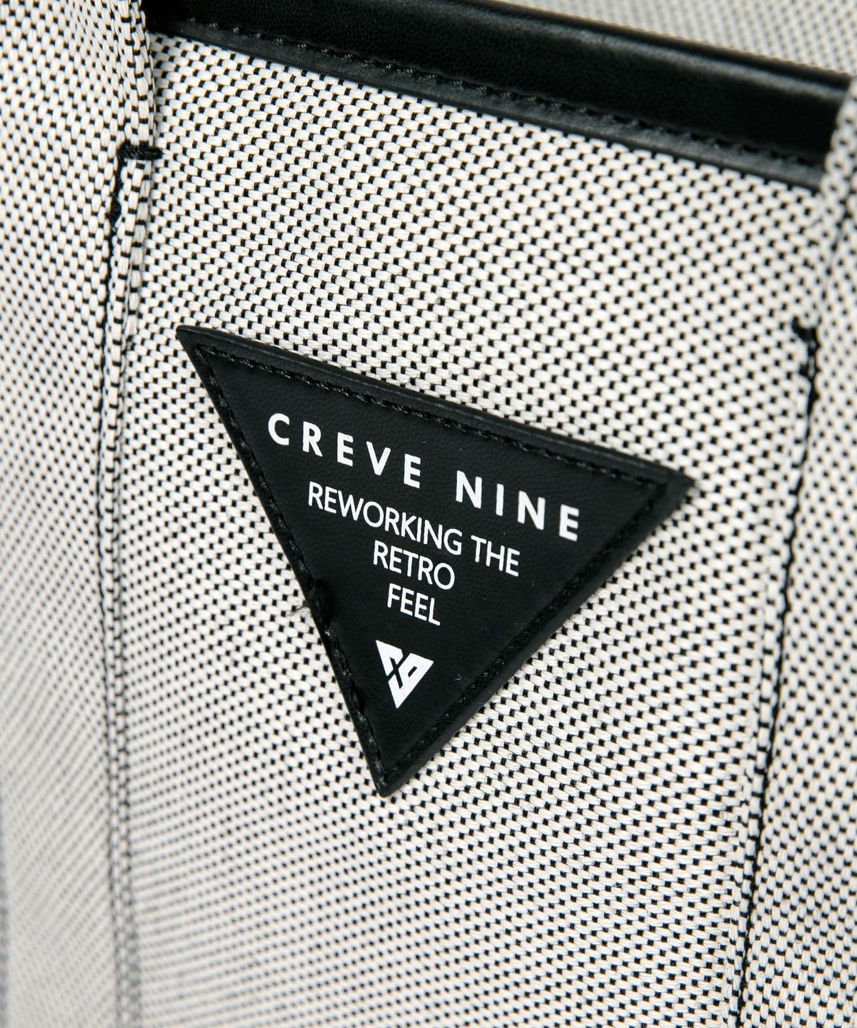 크리브나인(CREVE9) 트래블 캔버스 토트백 BLACK