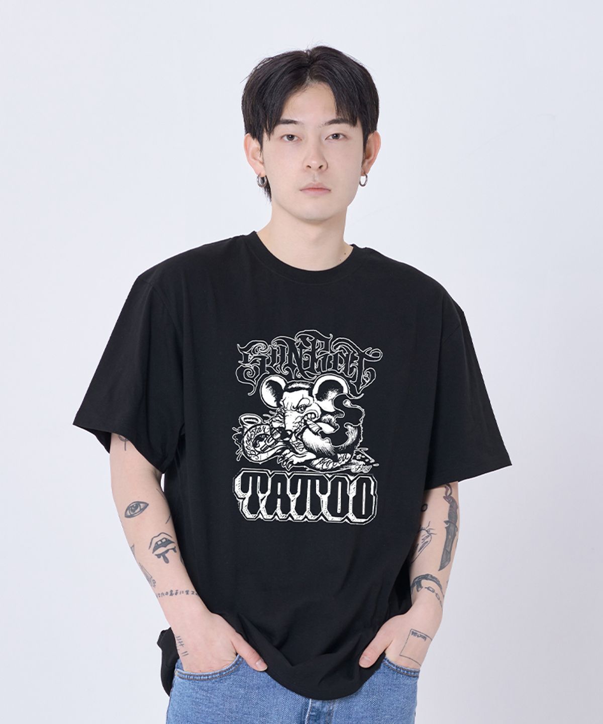 아티스트웨어(ARTISTWEAR) [ATW X BOOGSTAR] 부그스타 레전드 반팔티_BK