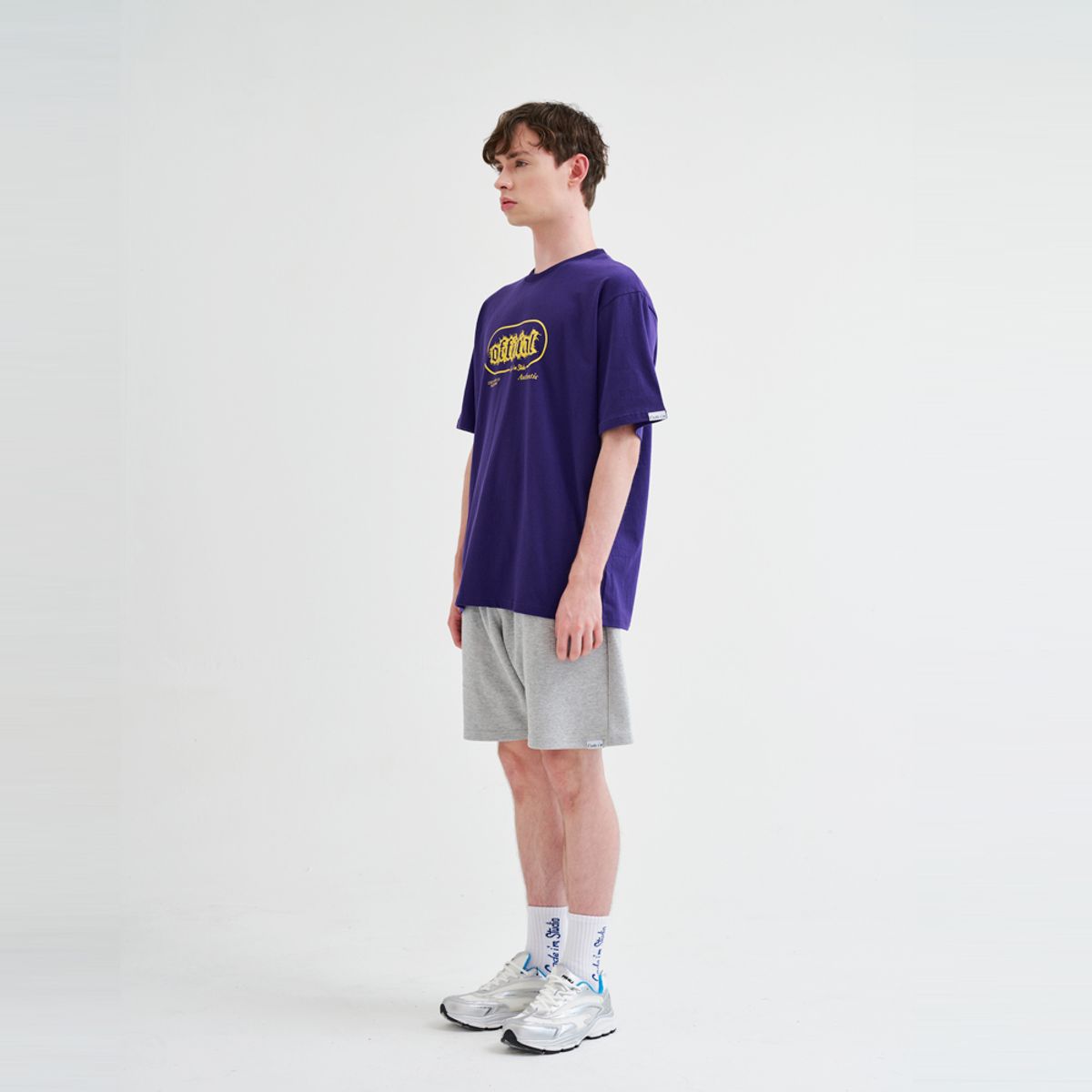 코드아이엠(CODE I'M) 오피셜 아트워크 프린팅 오버핏 반팔티 퍼플