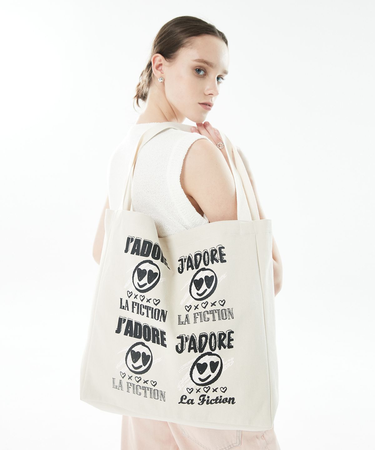 라티젠(LARTIGENT) LLS SMILE BAG(BEIGE)