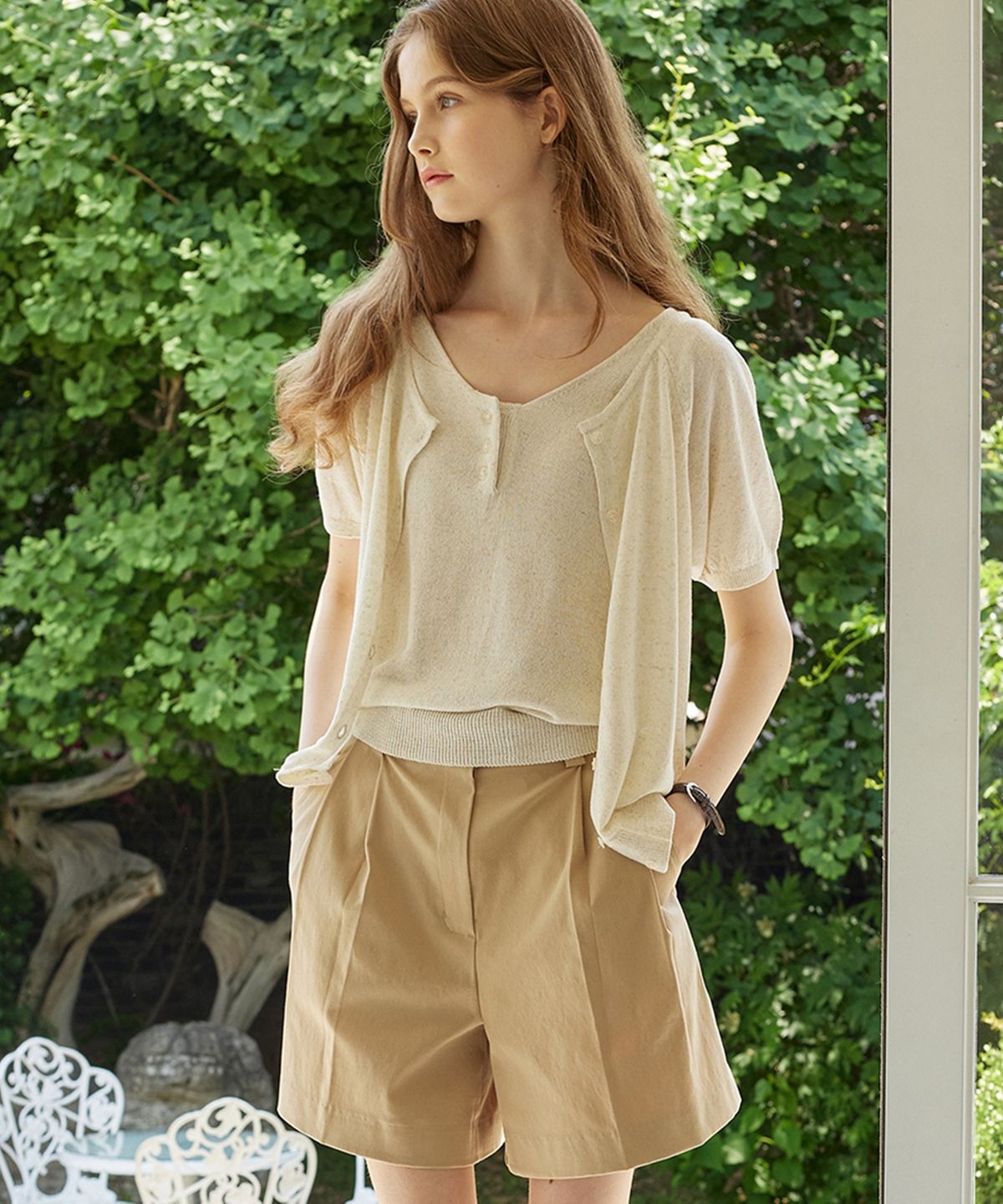 논로컬(NONLOCAL) Two-Tuck A-line Shorts 2 Color