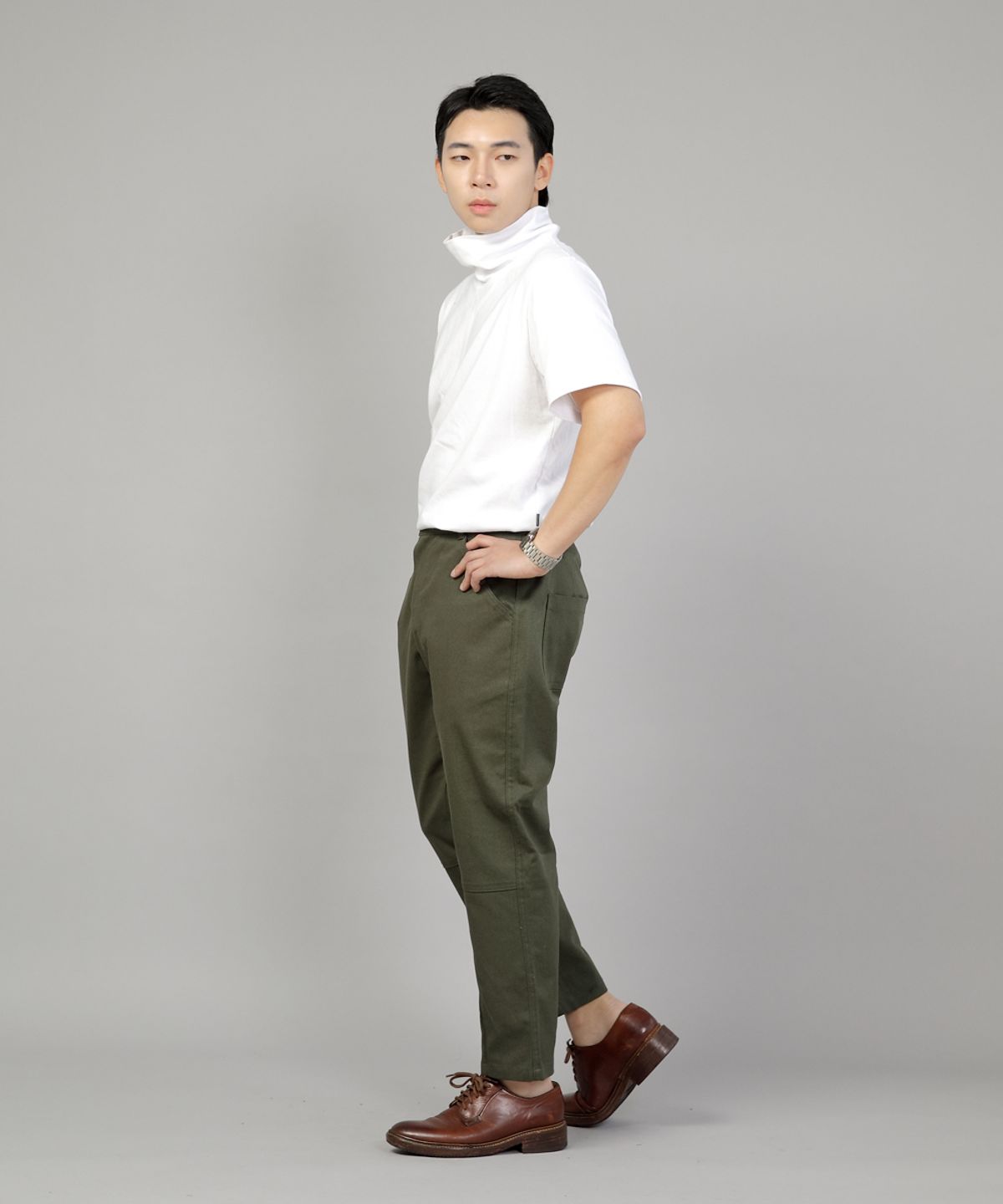 세인트크루(SAINTCREW) 테이퍼드 커팅크롭 하프밴드 팬츠 TCH-326  카키