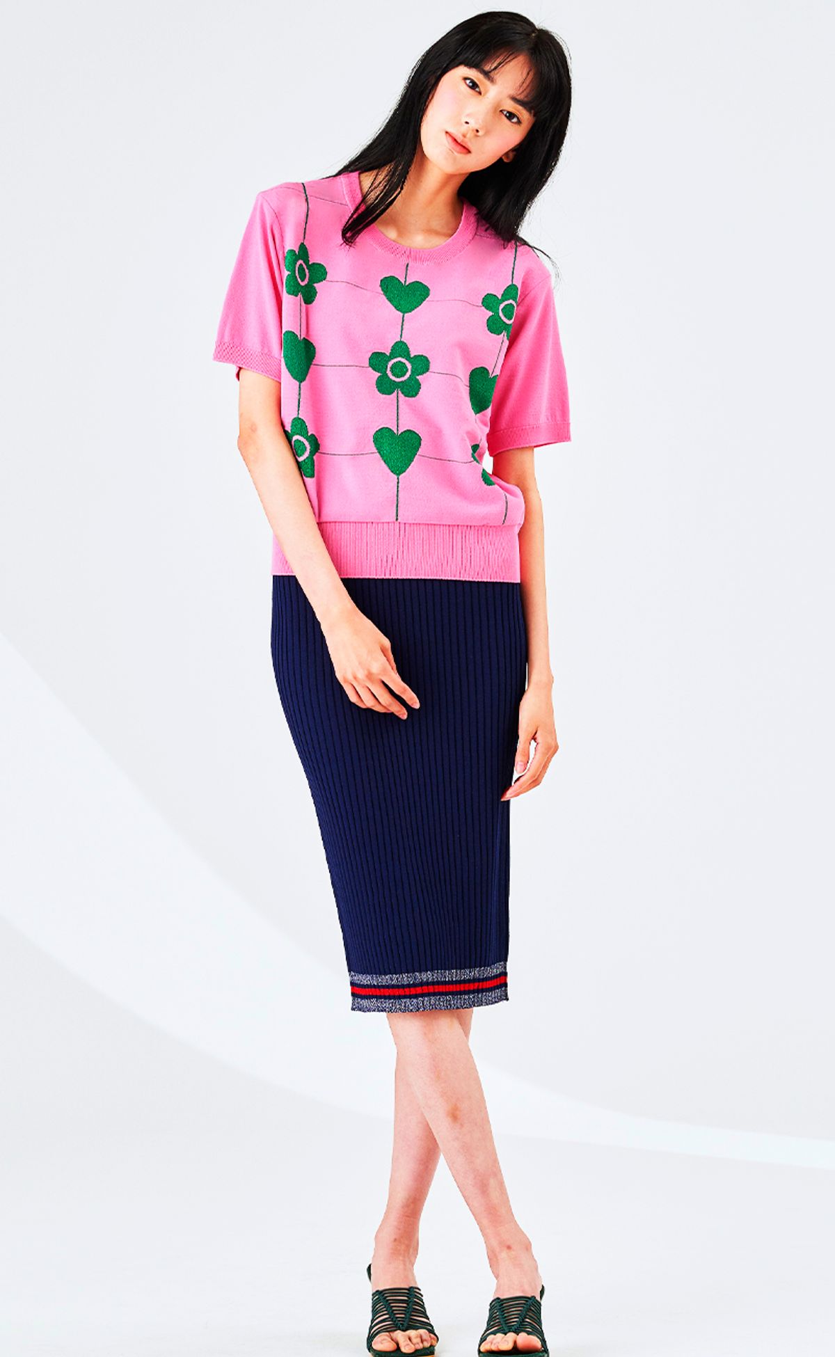 로희어패럴(ROHEE APPAREL) 메탈릭 가든 자카드 라운드넥 / 핑크
