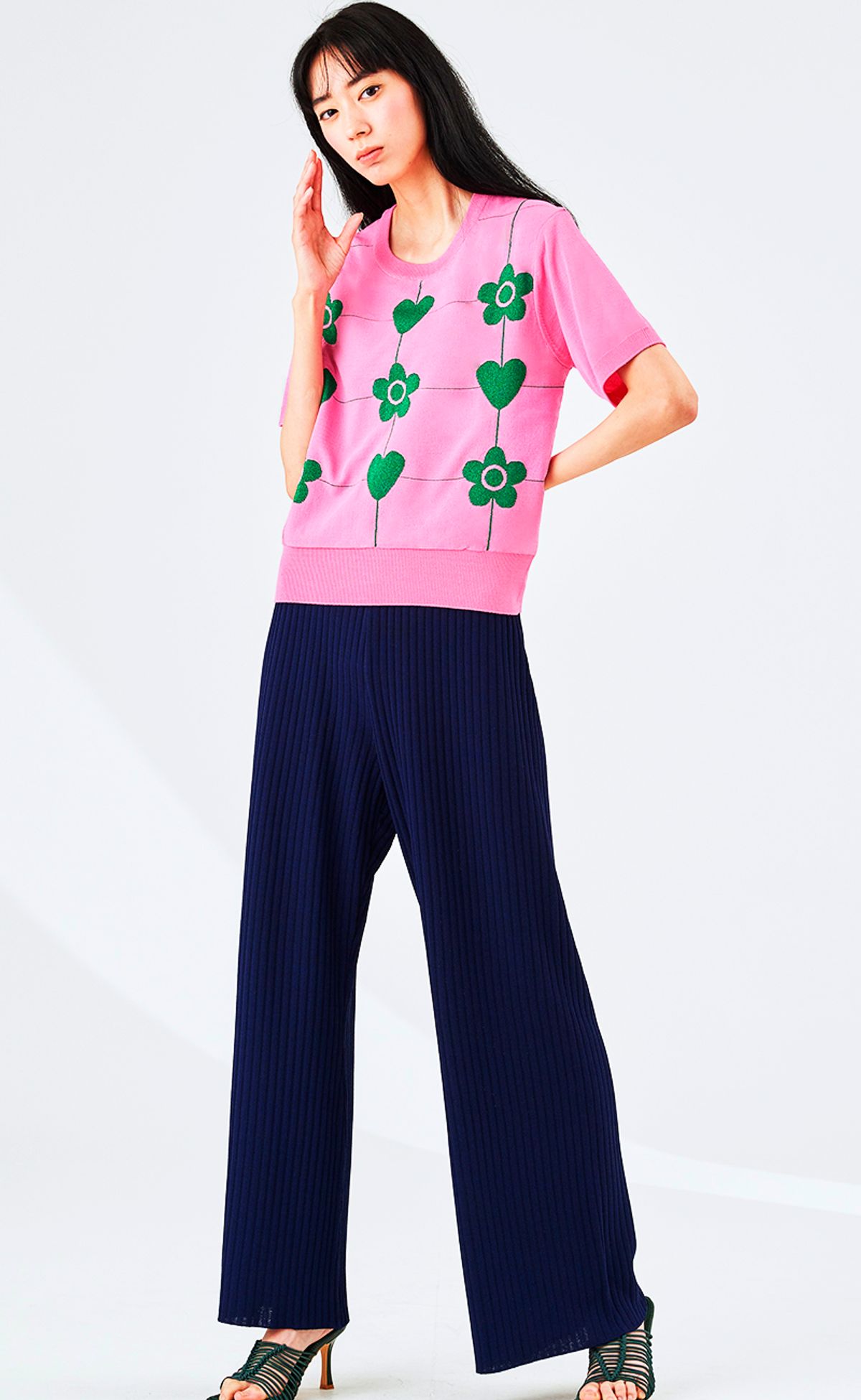 로희어패럴(ROHEE APPAREL) 메탈릭 가든 자카드 라운드넥 / 핑크