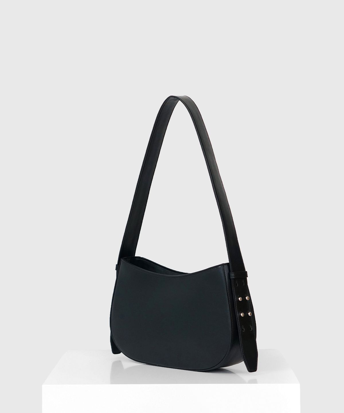웨이웨이(WAYWAY) Roha Bag (Black)