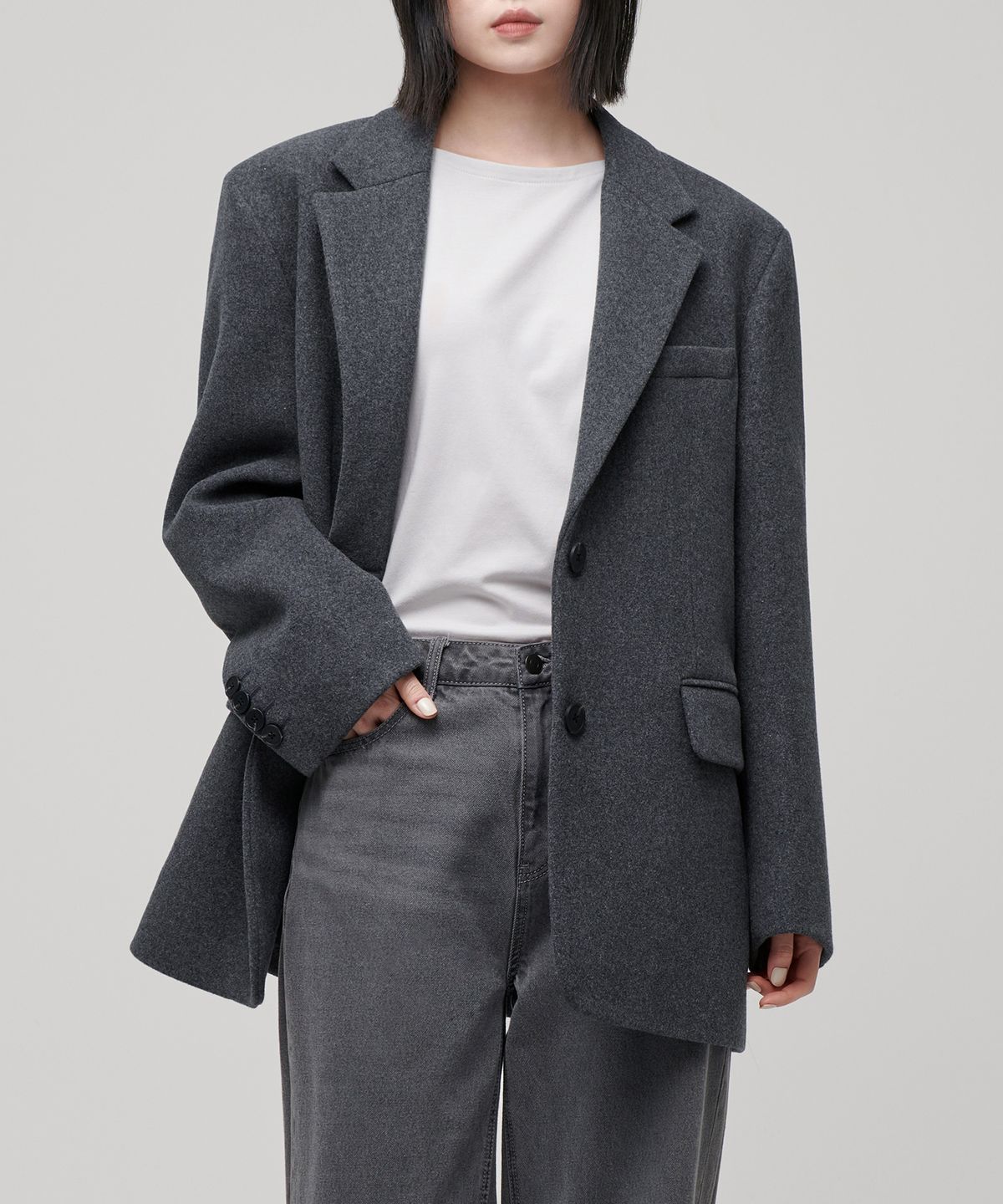 무신사 스탠다드 우먼(MUSINSA STANDARD WOMAN) 우먼즈 울 블렌드 멜톤 오버 숄더 블레이저 [미디엄 그레이]
