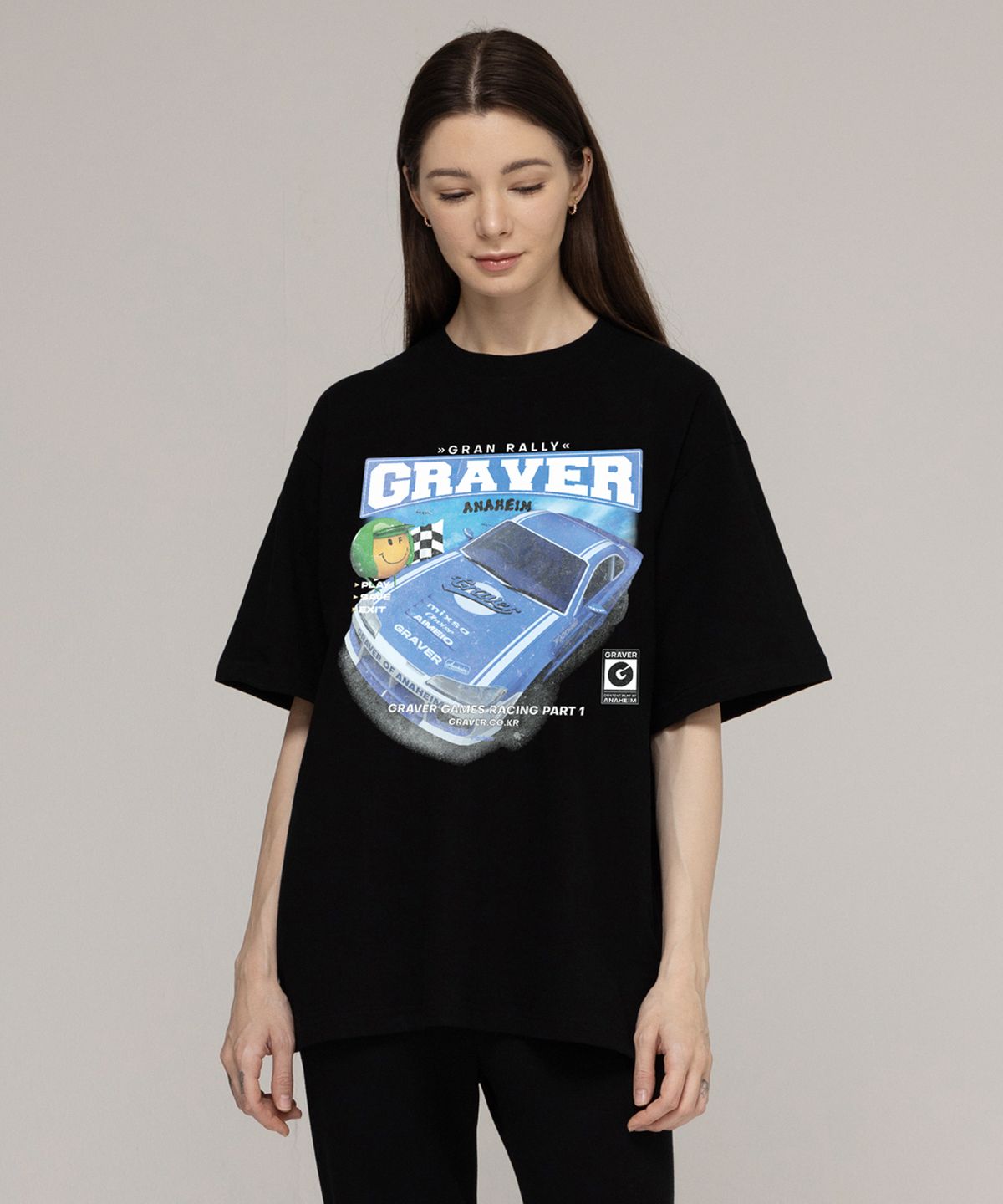 그레이버(GRAVER) [UNISEX]블루 레이싱 스마일 반팔티_블랙
